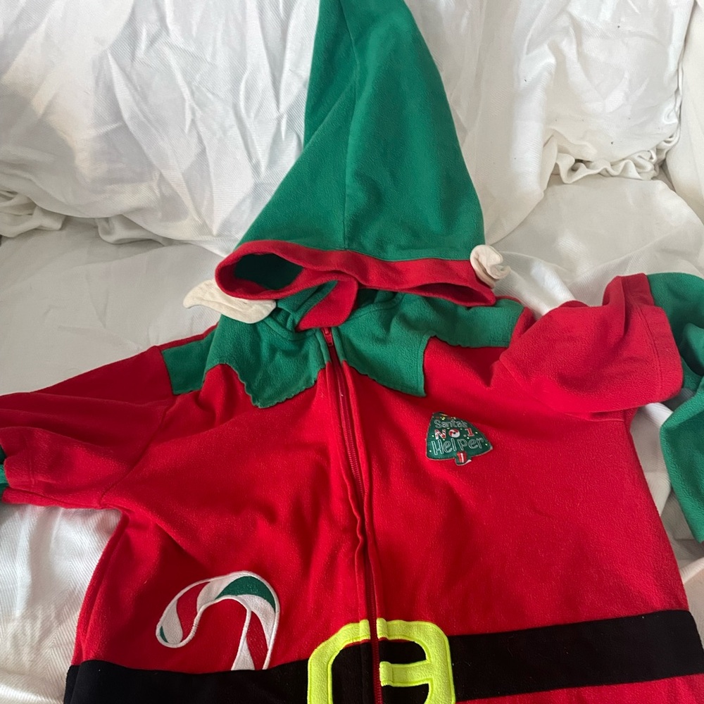 Elf onsie